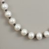 Sautoir en perles d’eau-douce et motif fleurs en agate noire – Image 4