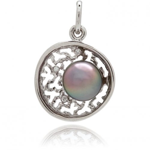 Pendentif en or blanc, perle de Tahiti et diamants